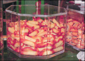 Am�nagement boulangerie: Boite � couvercle en plexiglas