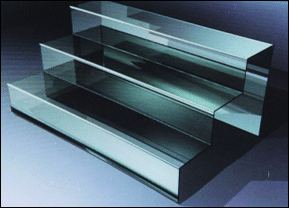 Pr�sentoir en plexiglas: podium en escalier