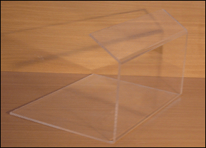Materiel boulangerie, boucherie, traiteur: vitrine en plexiglas